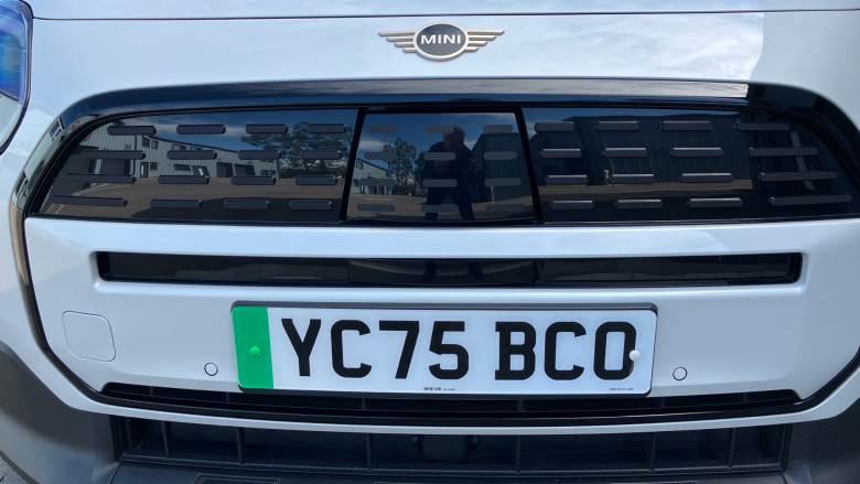 MINI Countryman 150kW E Monochrome 66kWh 5dr Auto Electric Hatchback